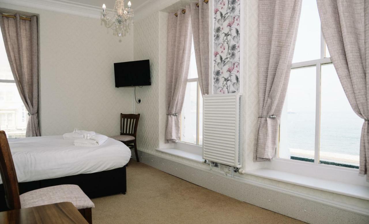 Four Oaks Hotel Лландидно Экстерьер фото